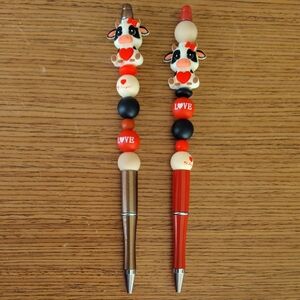Cute Cow Themed Pen Set - Extended